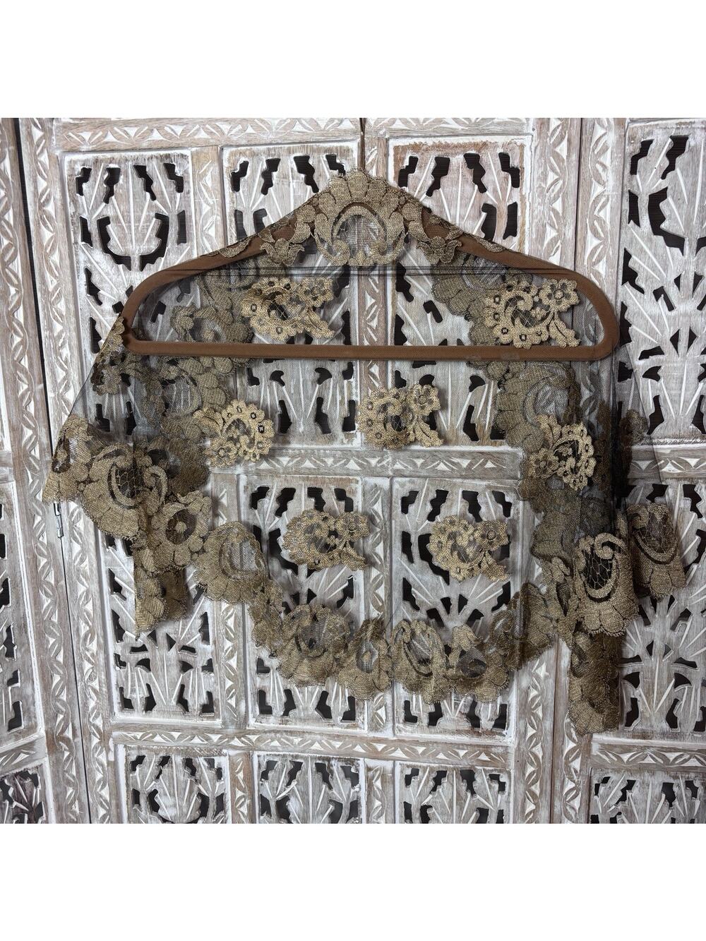 Embroidery Lace Veils Catholic Church Mantillas Chapel Scarf Gold and Black